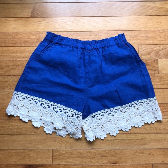 🍌 Banana 🍌 Boutique Shorts - blue w/ lace - Picture 2 of 6